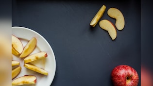 कटे हुए फल जल्दी पड़ जाते हैं काले? आजमाएं ये आसान ट्रिकस्, घंटों तक दिखेंगे एकदम फ्रेश