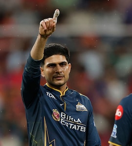 Shubman Gill Out Of IPL 2026 For What Duration? Gujarat Titans Drop Big Update