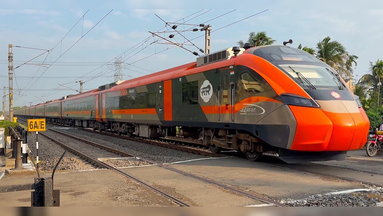 Good News For Bengaluru And Mumbai Travellers, Vande Bharat Sleeper Train Approved