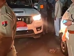 रामपुर में यूपी पुलिस की बड़ी कार्रवाई, अनैतिक गतिवधियों के शक में छापा मार कई स्पा सेंटरों पर लगाया ताला