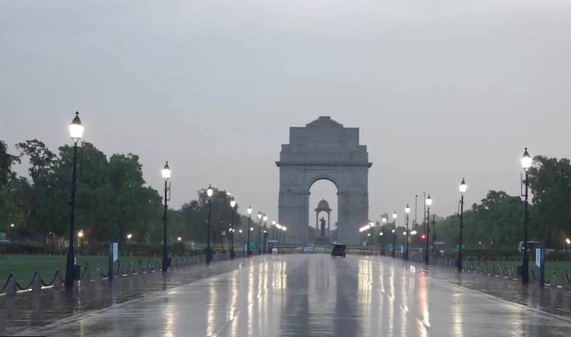 दिल्ली NCR में फिर बारिश, यूपी-उत्तराखंड से राजस्थान तक बरसे बदरा, जानें कितने दिन बदला रहेगा मौसम