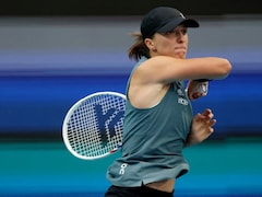 Iga Swiatek Retires From Madrid Open After Viral Illness; Aryna Sabalenka Enters Last 16