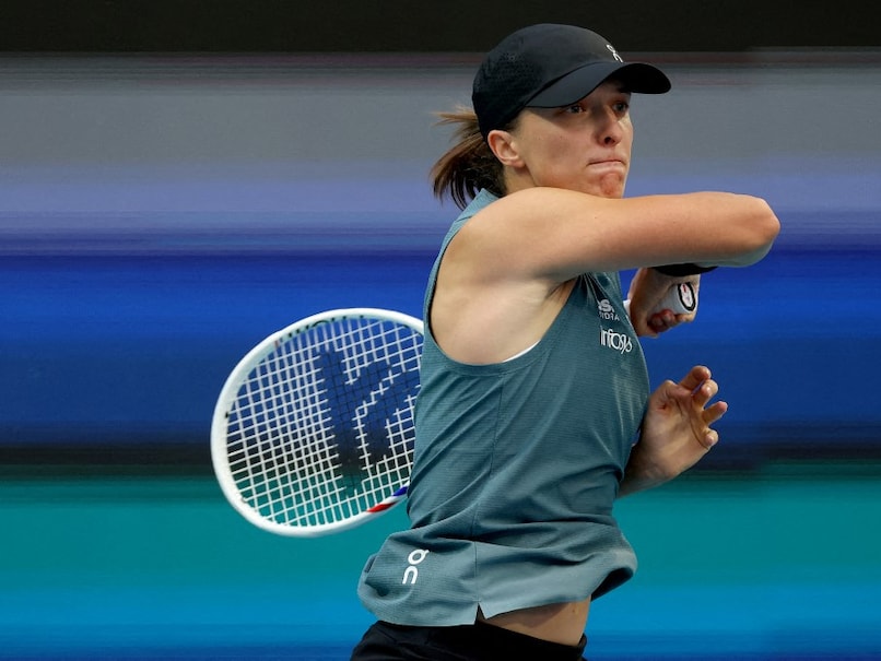 Iga Swiatek Retires From Madrid Open After Viral Illness; Aryna Sabalenka Enters Last 16