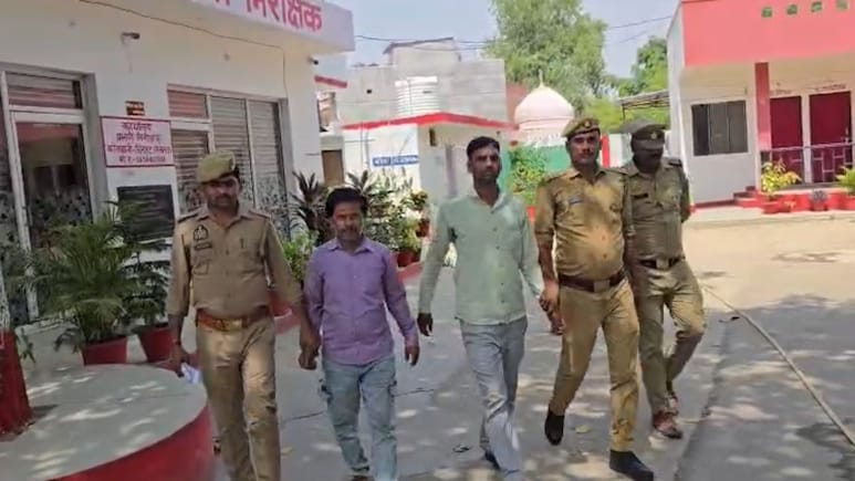 UP Teen Refused To Break-Up, Father Killed Her, Poured Acid On Face