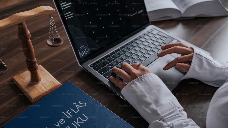 AI Chats Could Be Used Against You: US Lawyers Warn After Man Uses Claude For Preparing Defence