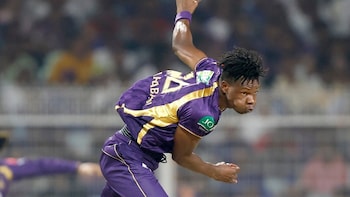 IPL 2026: Blessing Muzarabani Claims Purple Cap With Four-Wicket Haul Against SRH At Eden Gardens — Watch