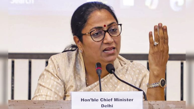 दिल्ली के इस विभाग में लॉटरी सिस्टम से किया गया अधिकारियों का ट्रांसफर, जानें- क्&zwj;या है वजह