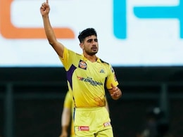 MI vs CSK: दो दिन पहले मां का निधन, मैदान पर उतरा चेन्नई का 'शेर', सोशल मीडिया ने किया सलाम