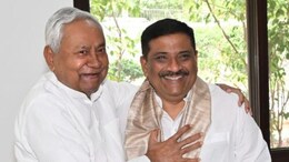 Bihar New CM Name: CM कोई भी हो सरकार नीतीश कुमार की ही रहेगी; विधायक दल की बैठक से पहले JDU के संजय झा का बड़ा बयान