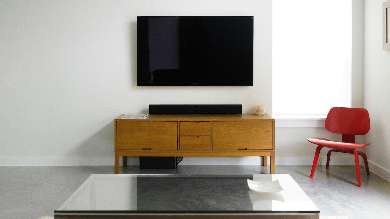 Poor TV Sound Quality? How Dolby Audio TVs Enhance Your Viewing Experience