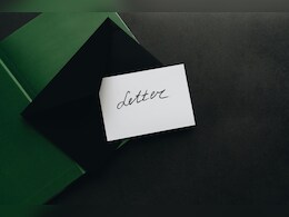 नौकरी छोड़ने से पहले रिलीविंग सर्टिफिकेट लेना जरूरी या नहीं? जान लीजिए ये नियम