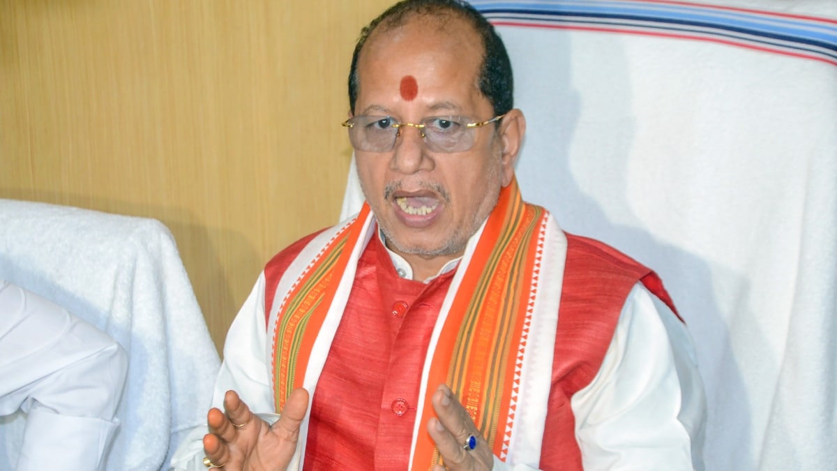 विजय सिन्हा ने हड़ताल को अनुशासनहीनता माना था