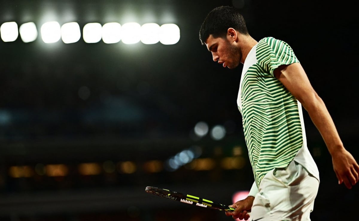 Clay King Down: Wrist Injury Ends Carlos Alcaraz's French Open Defence