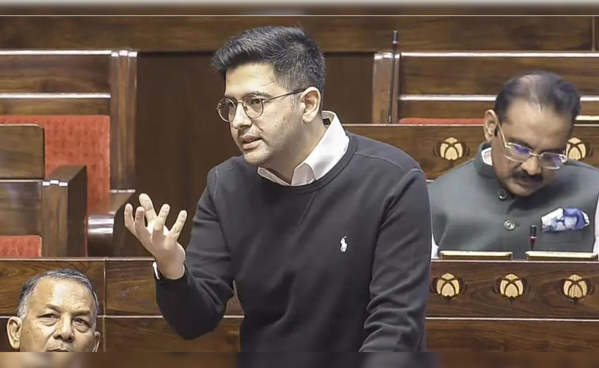 Raghav Chadha Education: पढ़ाई के मामले में कई नेताओं को मात देते हैं राघव चड्ढा, इस बड़ी यूनिवर्सिटी से ली है डिग्री