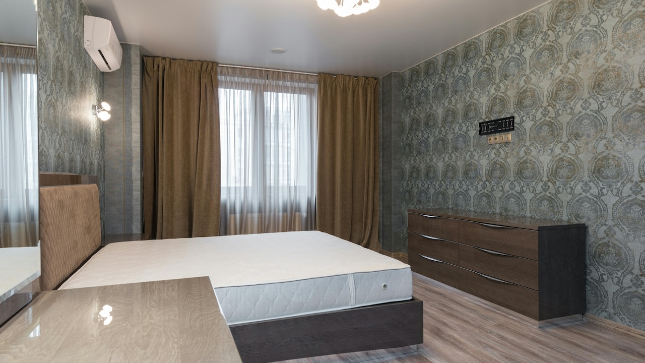 The Mattress Firmness Myth: Comfort vs Spine Support vs Habit