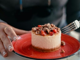 Craving Something Sweet Right After Dinner? Your Body May Be Telling You Something