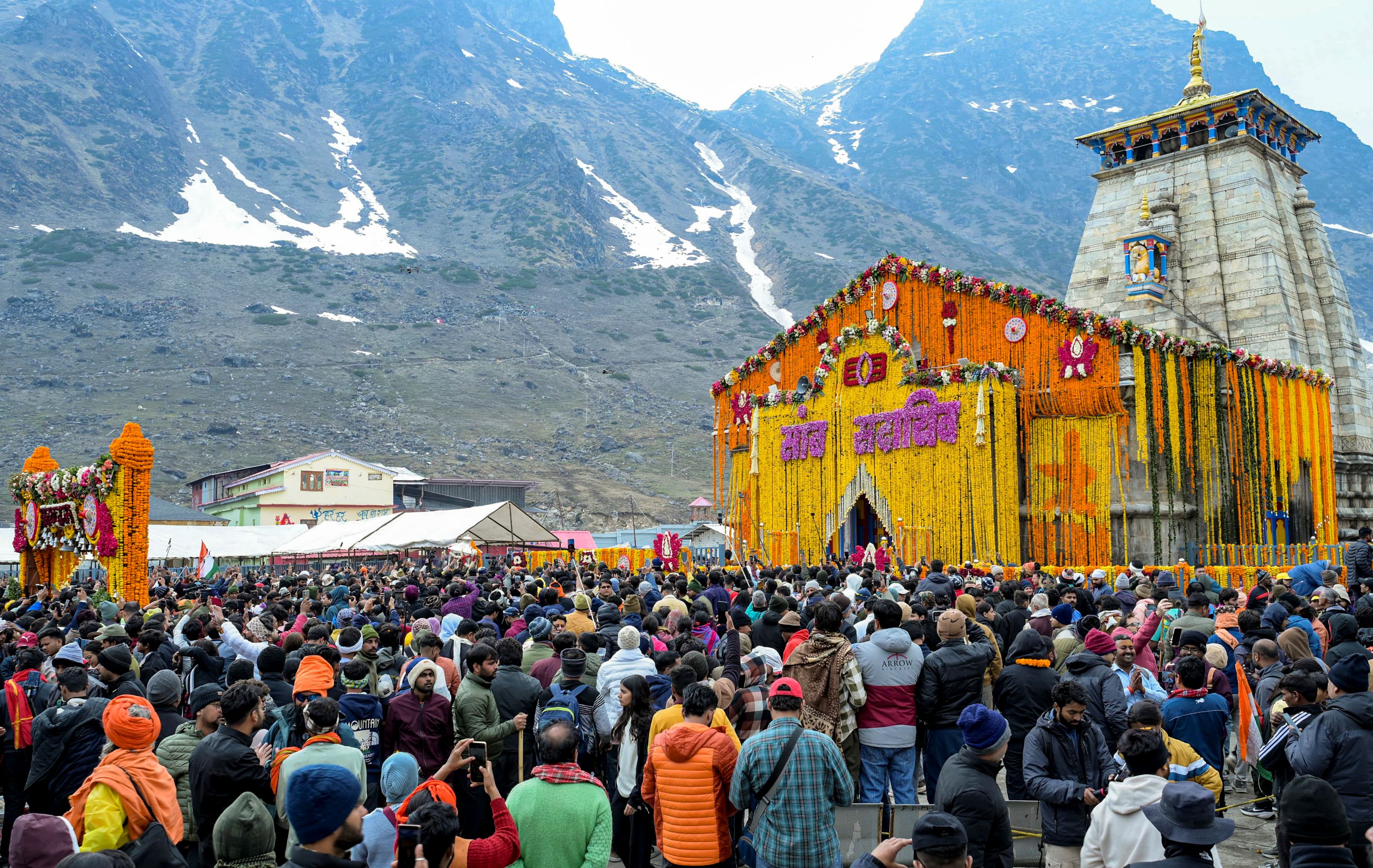 शुभ मुहूर्त में खुले केदारनाथ धाम के कपाट, यात्रा से पहले जान लें ये जरूरी बातें
