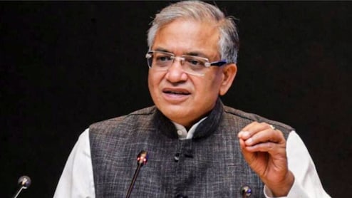 'ज्ञानेश कुमार बंगाल चुनाव से दूर रहें...' किन 9 मांगों को लेकर मुख्य चुनाव आयुक्त के खिलाफ हो गए विपक्षी सांसद?