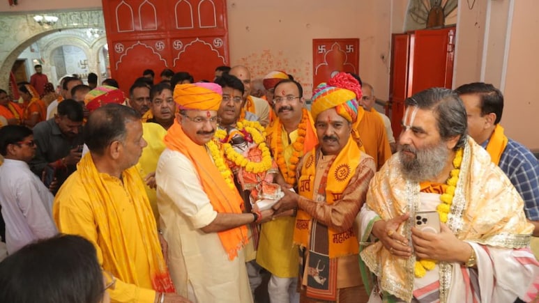 Rajasthan: पहली बार सात समंदर पार विराजेंगे भगवान परशुराम! ऑस्ट्रेलिया में होगी प्राण प्रतिष्ठा, जयपुर से मूर्ति रवाना