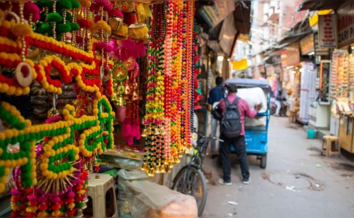 दिल्ली में अगले 4 महीने में 3 लाख शादियां, ईरान संकट से जूझ रही अर्थव्यवस्था में आएगी तेजी