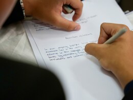 Increasing Number Of Chinese Students Renting Smart Glasses To Cheat In Exams: Report