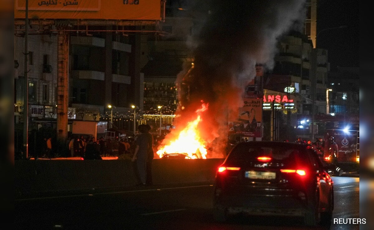 Two-Thirds of Americans Want US To Exit Iran War Quickly: Poll