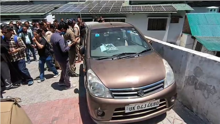 Nainital: डिप्रेशन में आए अधिवक्ता ने खुद को मारी गोली, कार से शव बरामद, मौके से मिला सुसाइड नोट