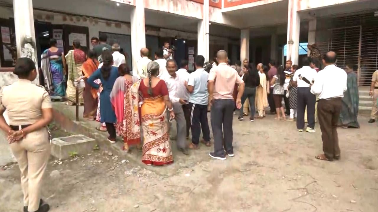 Voting Begins In Tamil Nadu And West Bengal