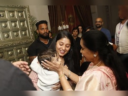 When Asha Bhosle Said She Liked Sunidhi Chauhan: 'Everyone Else Copies Lataji, She Doesn't'