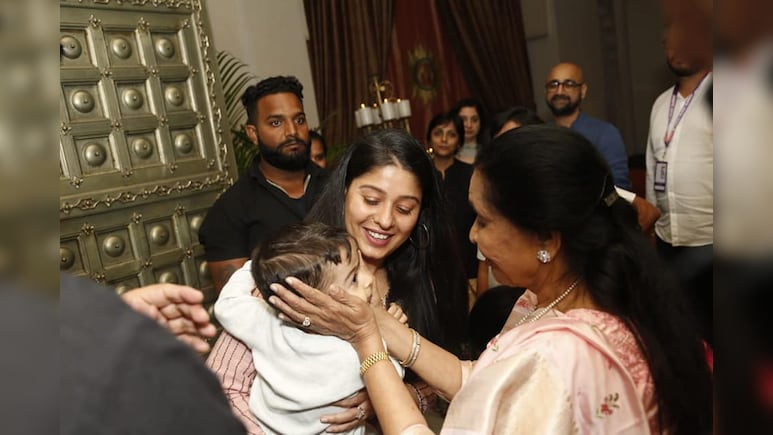 When Asha Bhosle Said She Liked Sunidhi Chauhan: 'Everyone Else Copies Lataji, She Doesn't'