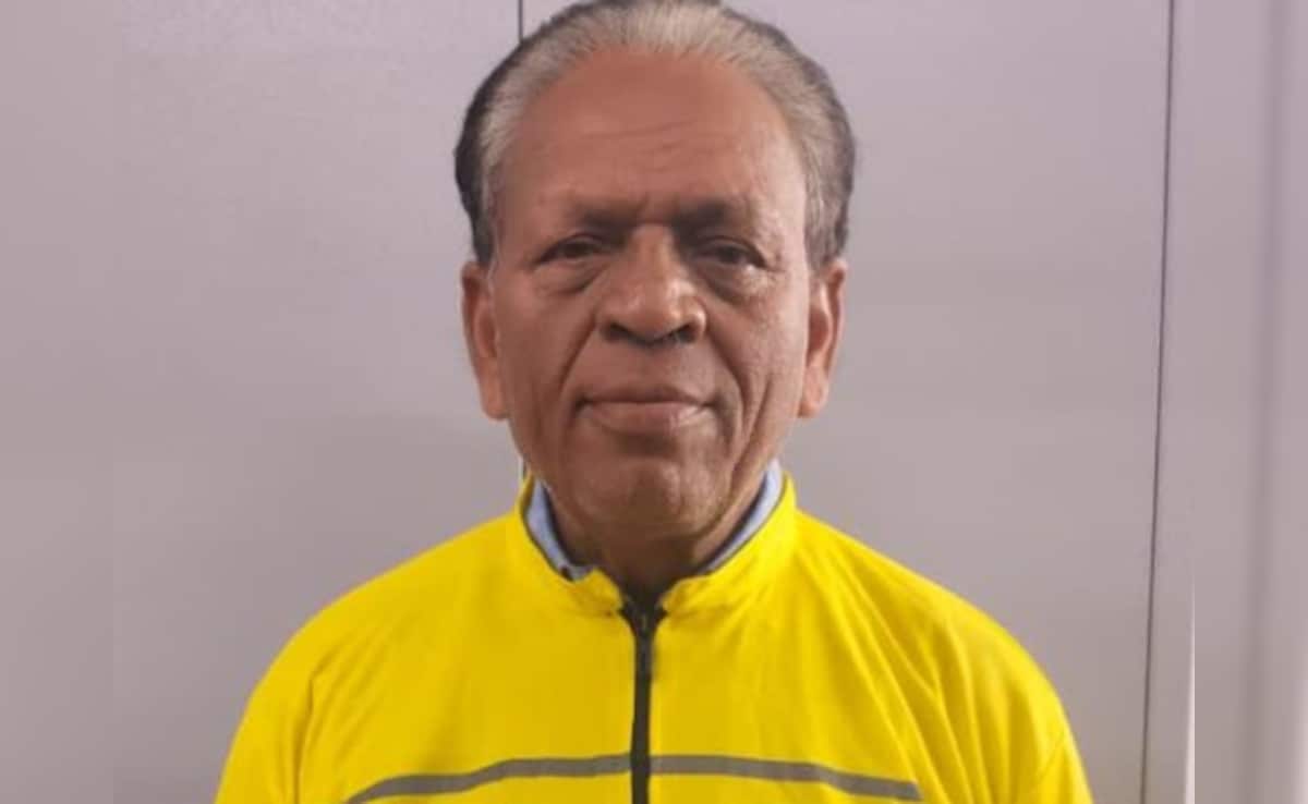 66 साल की उम्र में डिलीवरी बॉय! पूरे किए 10 हजार से ज्यादा ऑर्डर, Blinkit की कमाई से पूरा कर रहे ये सपना