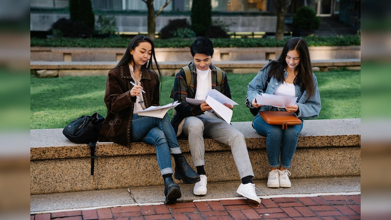 इंजीनियरिंग में कंप्&zwj;यूटर साइंस नहीं, इन कोर्सेज की बढ़ी डिमांड