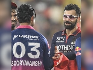 Virats Gesture For Sooryavanshi After 15-Year-Olds Stunning Knock vs RCB