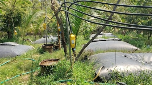 LPG किल्लत की खबर के बीच किसान का बायोगैस यूनिट चर्चाओं में, रसोई गैस और खेती का अपनाया किफायती तरीका