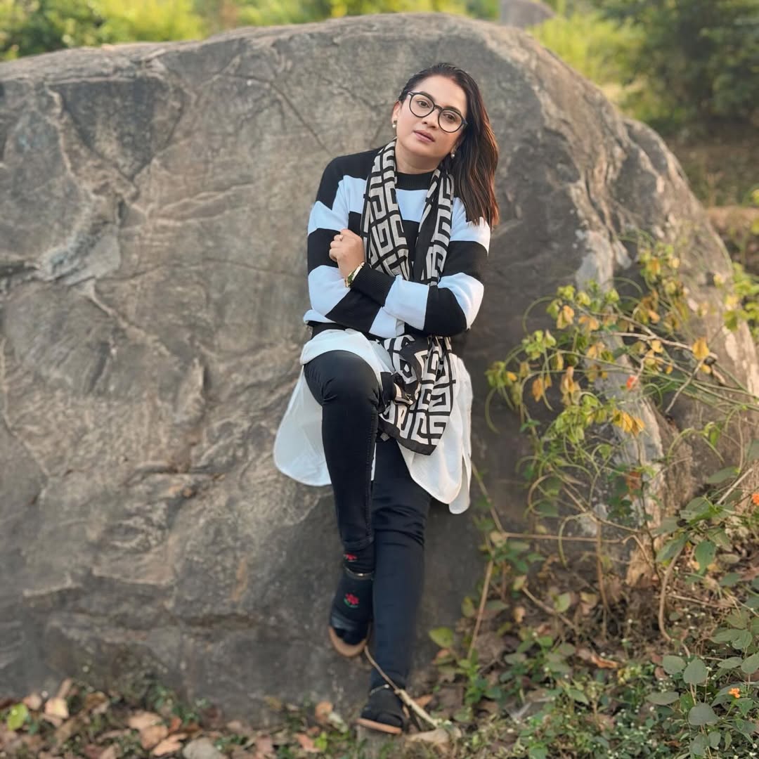 Savita Pradhan Story From Child Marriage to PCS Officer Madhya Pradesh Not IAS