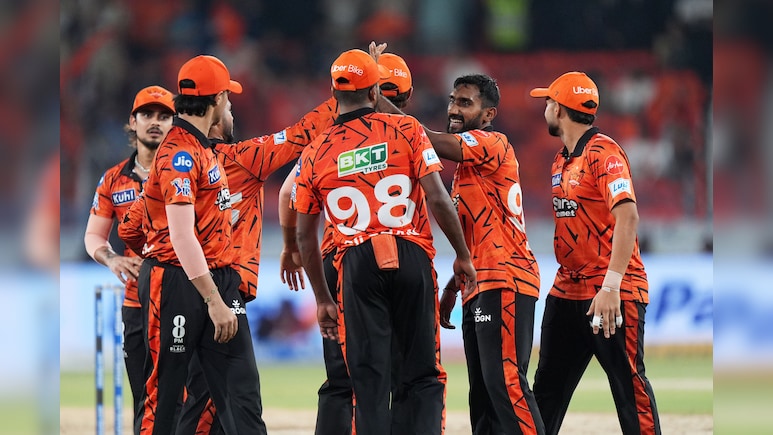 SRH की जीत से IPL 2026 Points Table में उथल-पुथल, एक साथ इन 4 टीमों पर प्लेऑफ से बाहर होने का खतरा मंडराया
