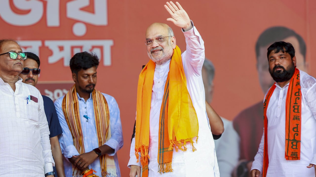 Amit Shah Counters 'Outsider CM' Charge, Targets Mamata Banerjee