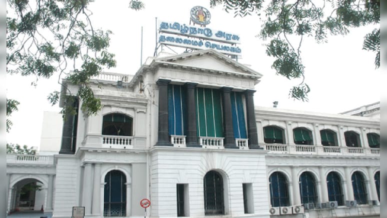 कौन हैं साई कुमार, जिन्हें चुनाव से ठीक पहले बनाया गया तमिलनाडु का नया मुख्य सचिव?