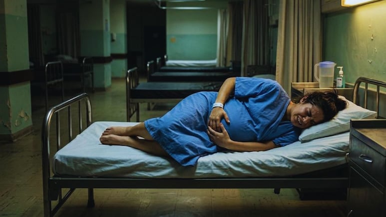 Dhule News : लग्नापूर्वीच गर्भवती, पोटातील बाळ पाडण्यासाठी भयंकर केलं; तरुणीच्या मृत्यूने कुटुंब हादरलं!