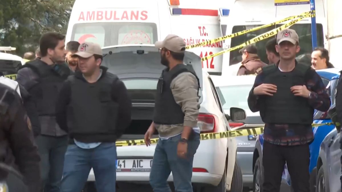 1 Attacker Killed, 2 Injured In Gunfight Outside Israeli Consulate In Turkey