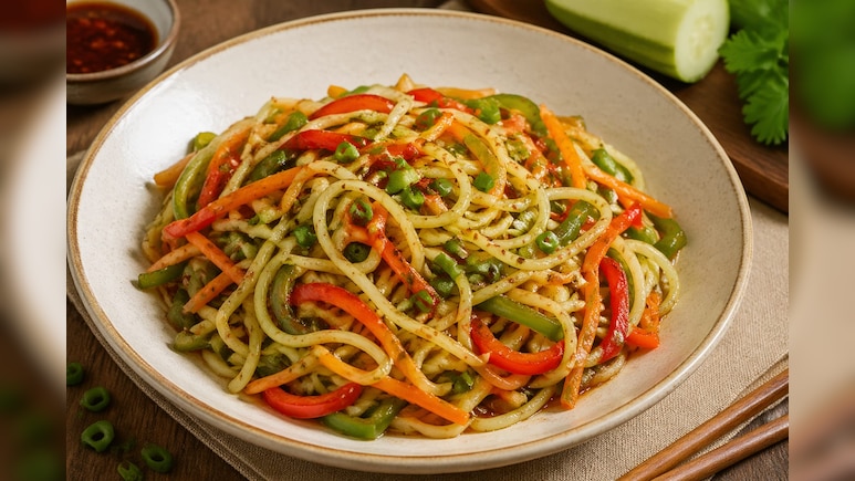 Lauki Noodles Recipe: बिना गिल्ट के खाएं नूडल्स, लौकी से बनाएं ये हेल्दी रेसिपी