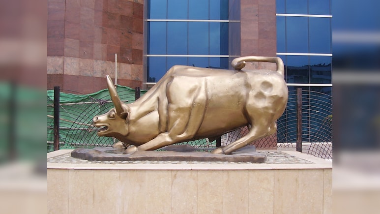 Diplomacy Dividends: Pakistan Stock Market Goes Parabolic: KSE-100 Gains 10k In 48-Hour Blitz