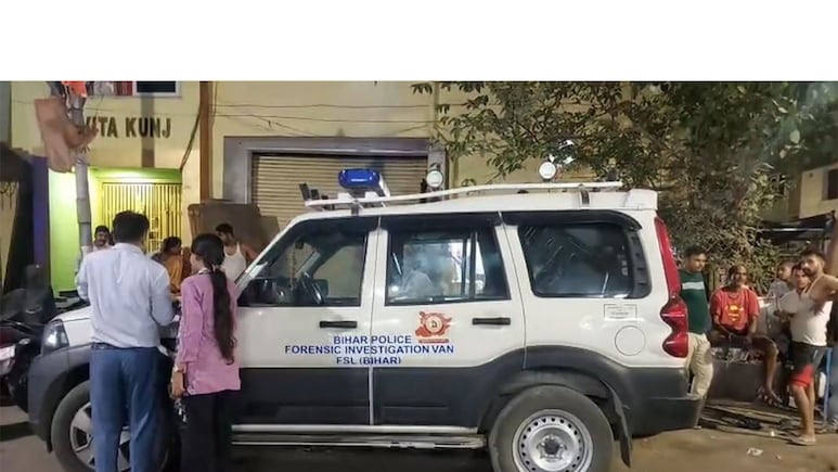 पटना में JEE छात्र ने पढ़ाई के दबाव से लगाई फांसी, सुसाइड नोट में लिखा- 'पूरी रात पढ़ता रहा फिर भी कुछ समझ नहीं आया'