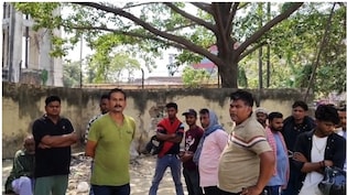 बिहार: प्रेमिका को घर लाया पति, पत्नी ने टोका तो गला दबाकर कर दी हत्या, दो मासूमों के सिर से उठा मां का साया