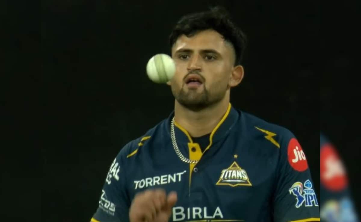 अरे दीवानों मुझे पहचानो, IPL की बुलेट ट्रेन, अशोक शर्मा ने 154.2 किलोमीटर प्रति घंटा की स्पीड से दहलाया