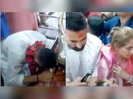 Akshay Kumar Visits Mahakaleshwar Temple With Dimple Kapadia Ahead Of <i>Bhooth Bangla</i> Release