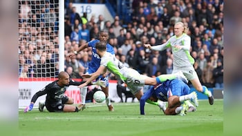 Premier League Points Table: Man City Close Gap On Arsenal; Tottenham Slip Into Relegation Zone — Check Standings