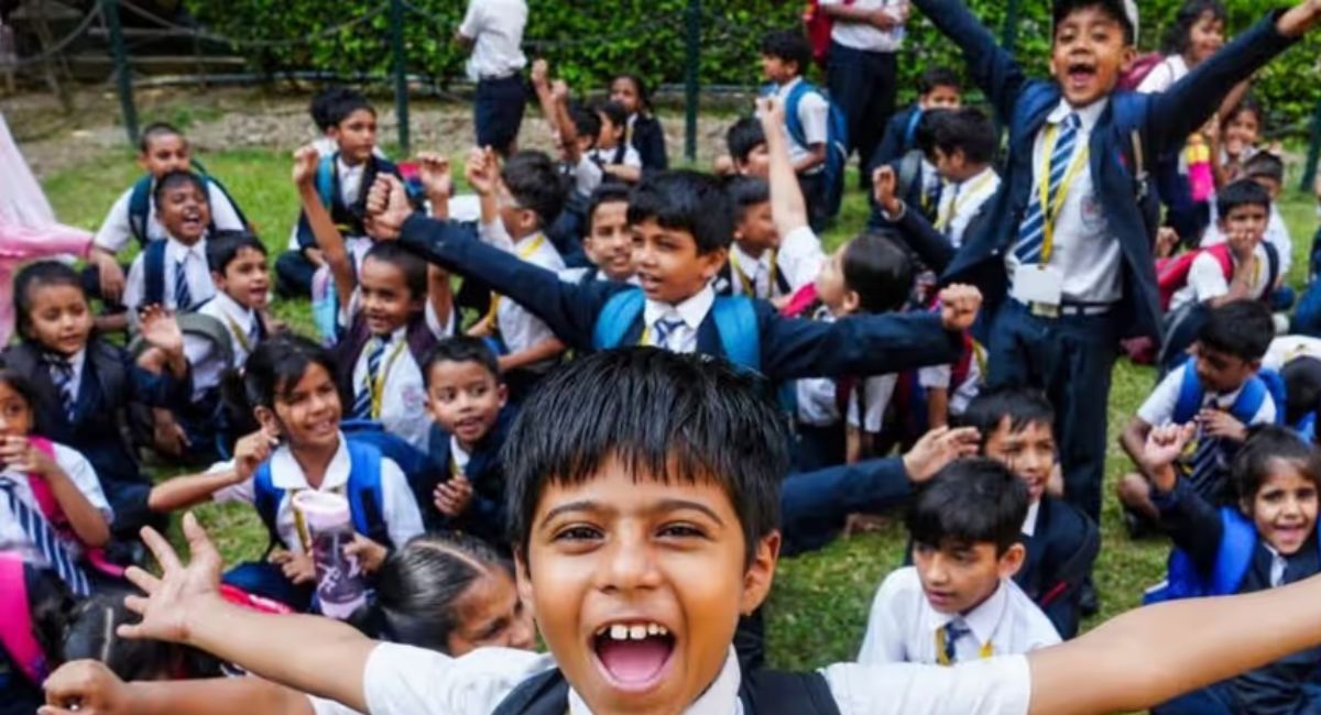 राजस्थान के स्कूलों में बच्‍चों के नाम बदलने पर रोक, शिक्षा विभाग ने स्थगित किया आदेश