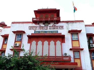 जयपुर में अवैध निर्माण पर JDA को सुप्रीम कोर्ट ने लगाई फटकार, मांगा जवाब