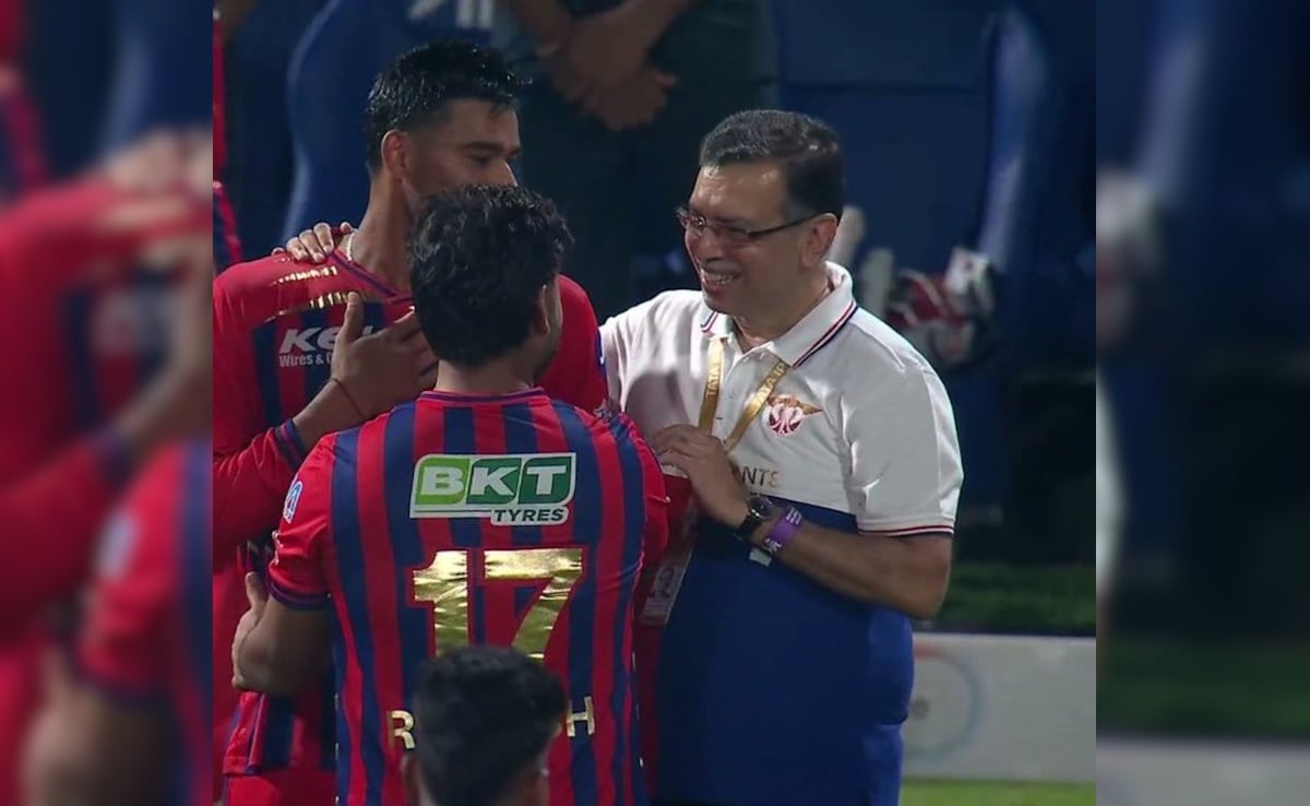 Rishabh Pant:  हमें जवाब बाहर नहीं टीम के अंदर....राजस्थान से मिली हार से गुस्से में ऋषभ पंत, हार की असली वजह बताई